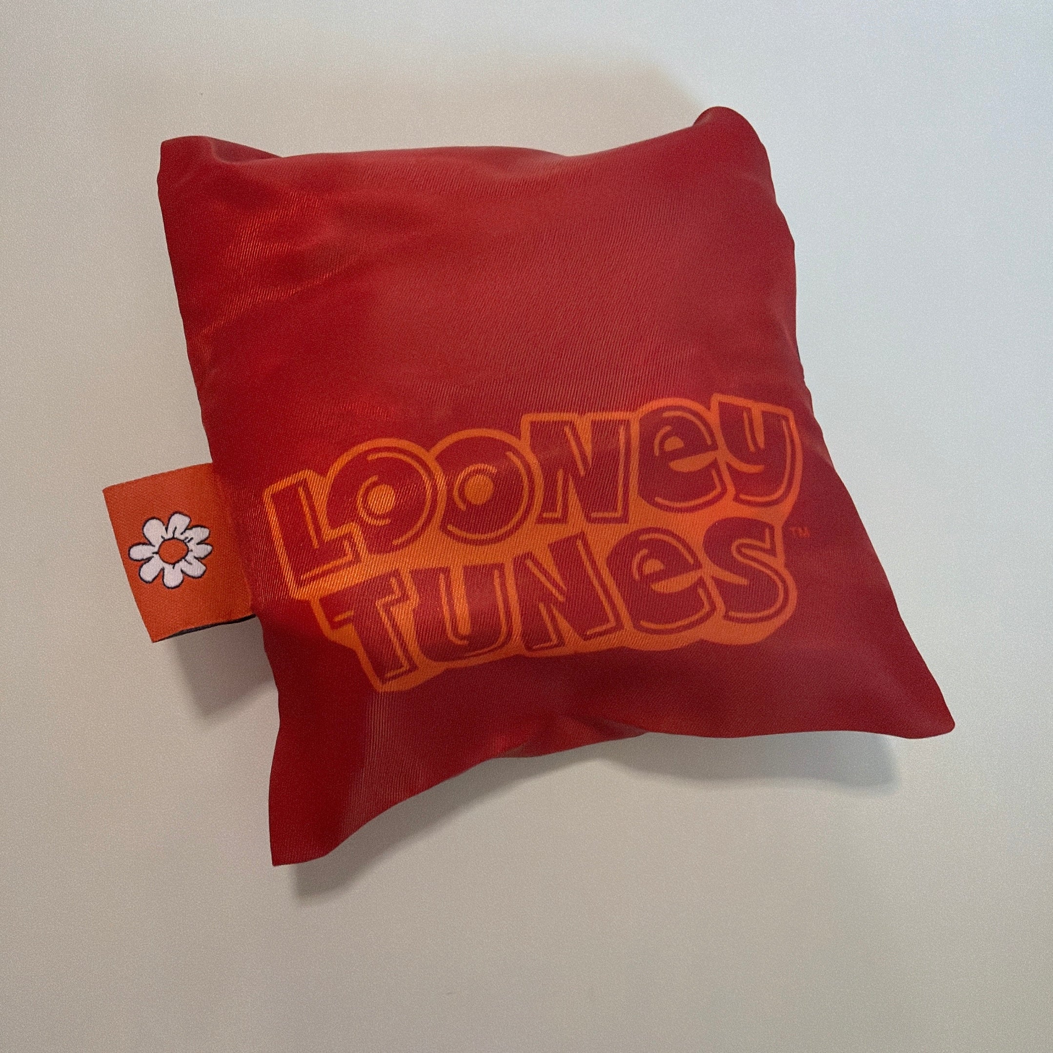 *Pre-order* 8 Types Looney Tunes NOSTALGICA Bi-color Bag - Scheduled for shipment in August