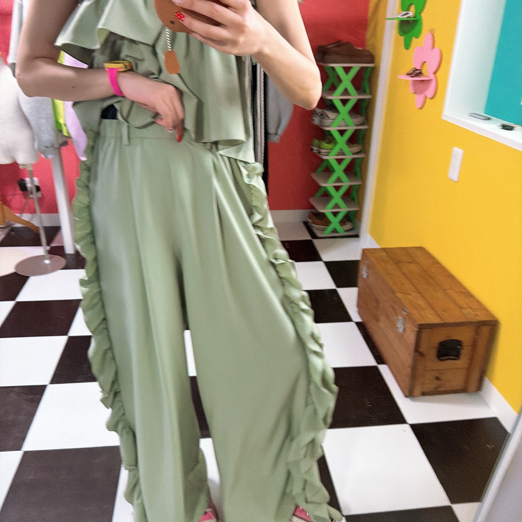 ※予約※サイドフリルパンツ 2月中旬ごろのお届け予定