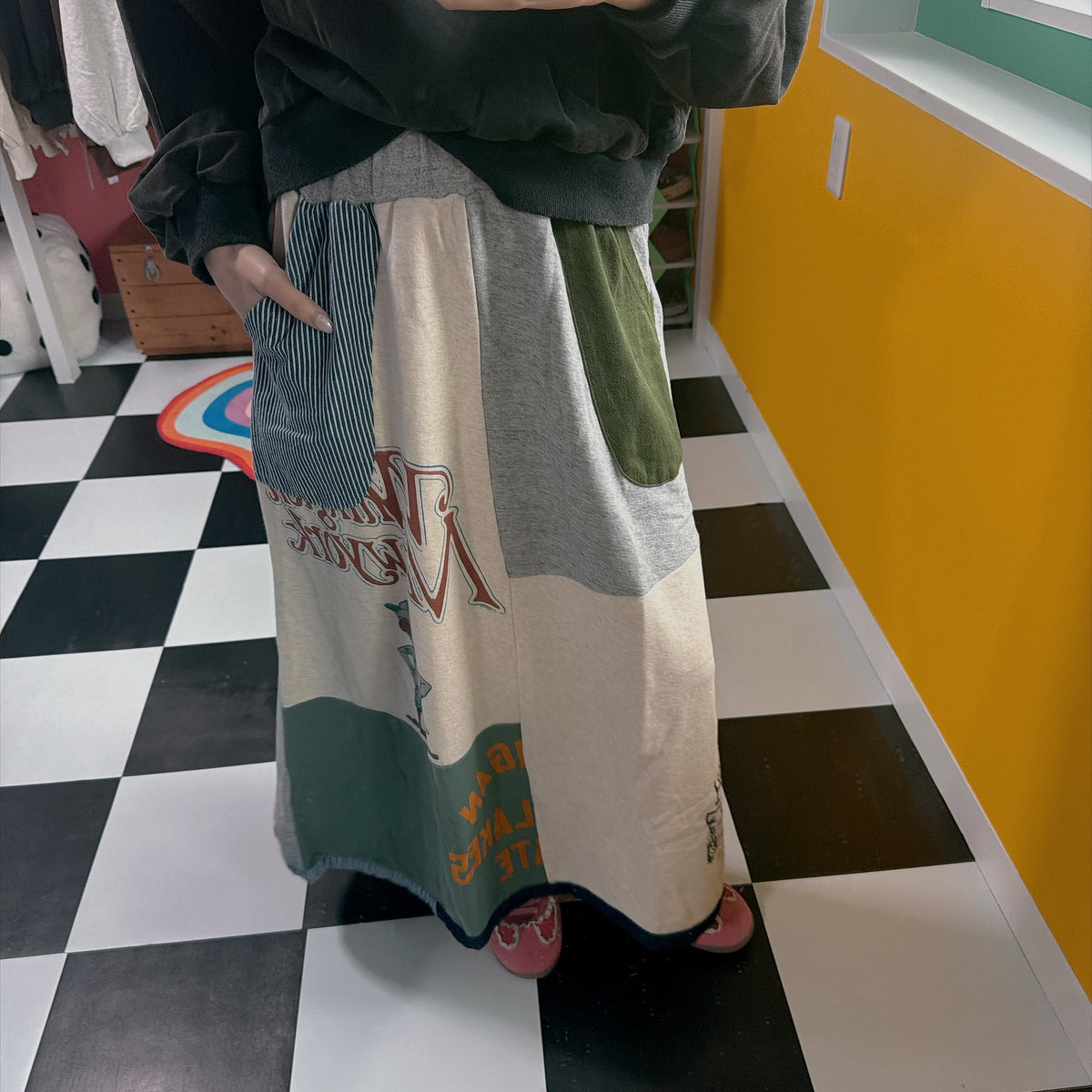 ※予約※ 2色 クレイジー切替 リメイク風スウェットロングスカート 納期目安は商品ページに記載